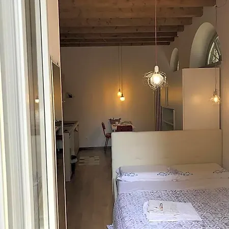 Myroom Citta Alta 1 Bed and Breakfast Μπέργκαμο